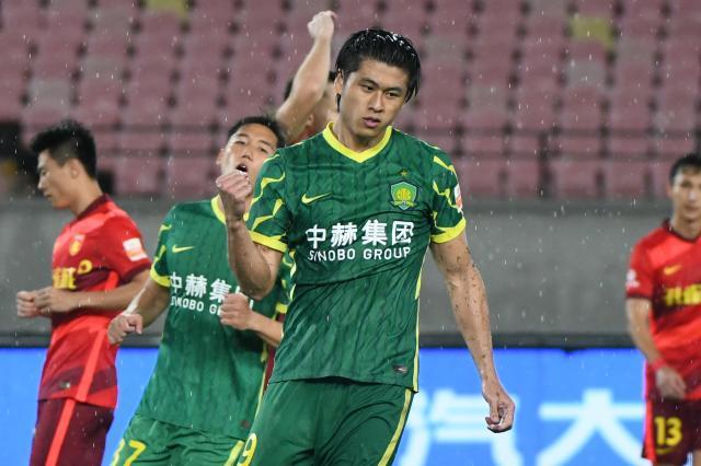 开云体育官网-中超年轻土炮同时爆发 郭田雨张玉宁对飚冲击金靴