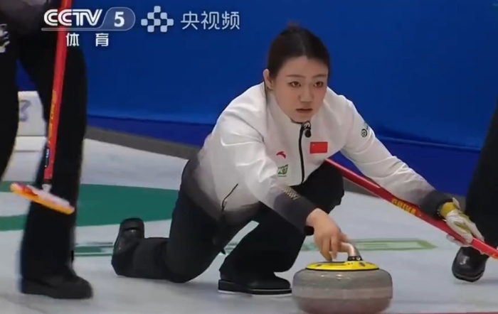 kaiyun-韩雨两掷绝平丹麦，中国队加局决战|冰壶|世界女子冰壶锦标赛|锦标赛|女子|比赛_新浪体育_新浪新闻